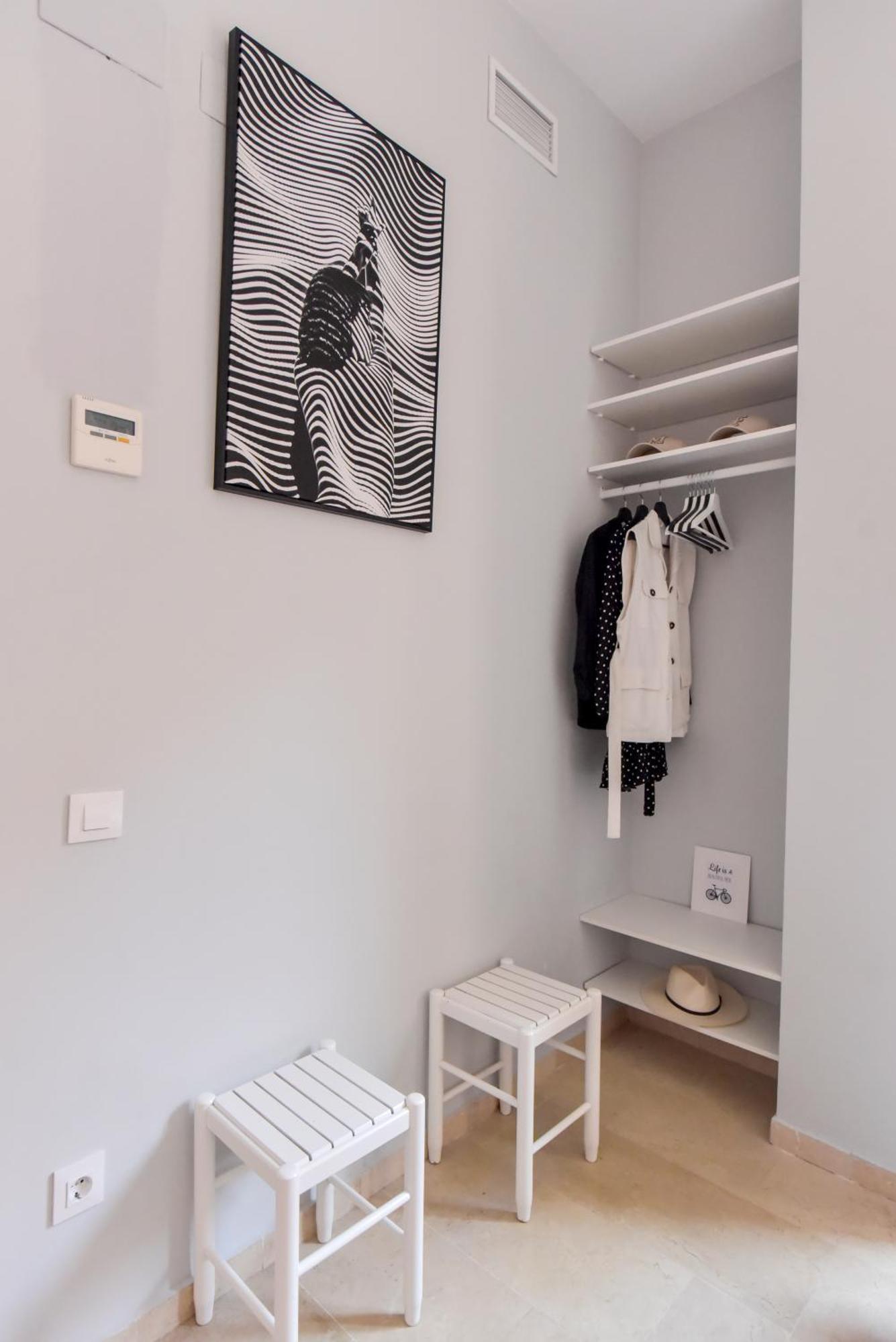 New! Exclusive Duplex Design - Parking & Pool Apartment
